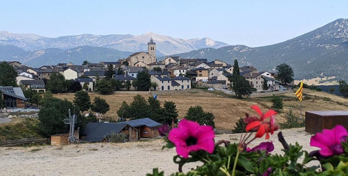 Cottage Des Pleiades - Station De Ski Accessible A Pieds 레 장글 외부 사진